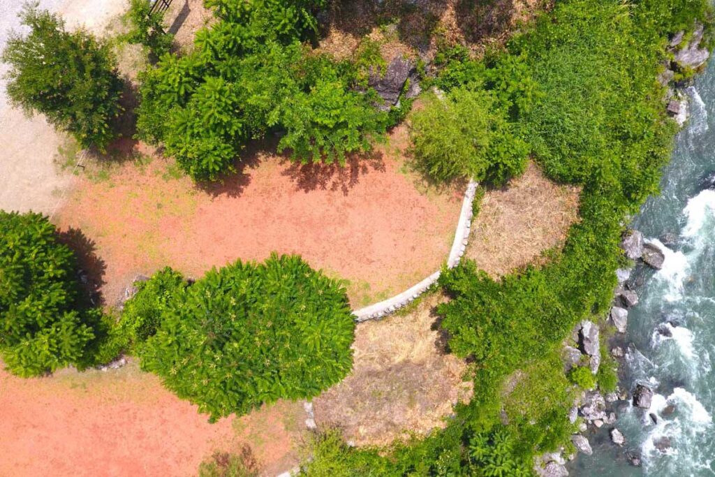 P-3 プレミアムサイトの上空からの写真